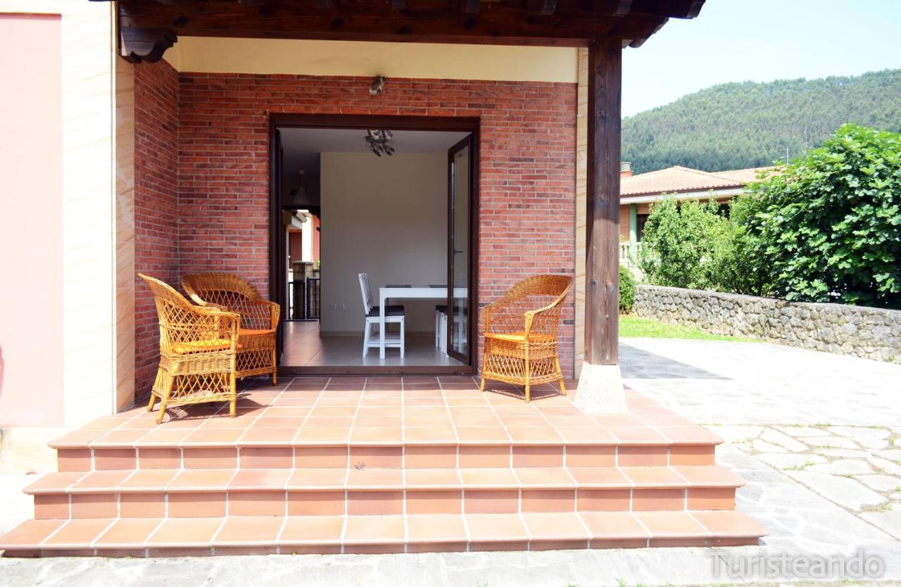 Chalet Tina Mayor: Amplio Jardin Y Tranquilidad Muy Cerca De La Playa Pesués Buitenkant foto